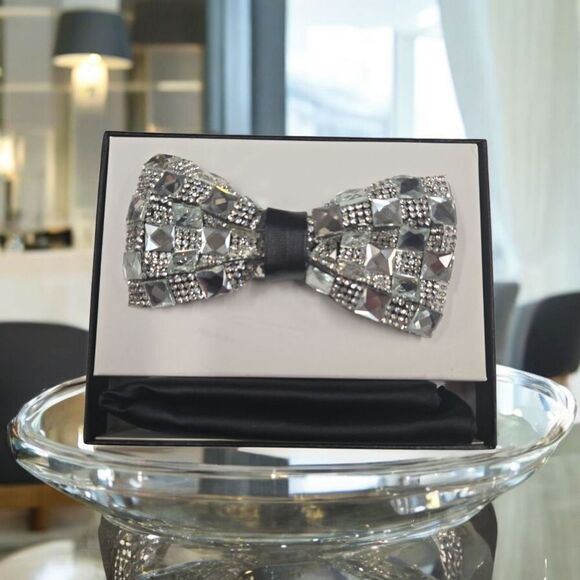 MEN'S SLV-CHROMEGLITTER RHINESTONE  BOW TIE & POCKET SQUARE BY EJ SAMUEL SBT27 - Picture 1 of 3